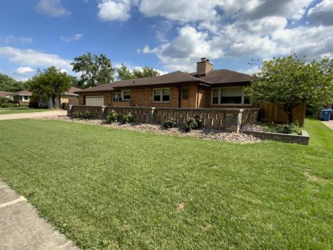 378 Oakwood Drive Crete IL 60417