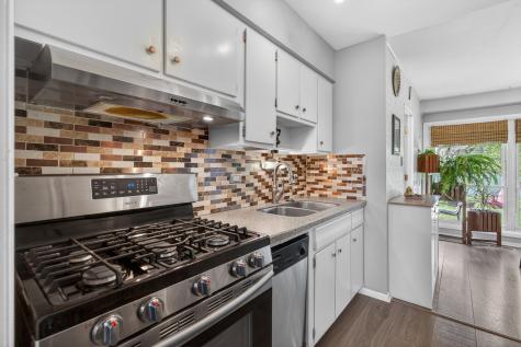 1345 Devonshire Lane Hoffman Estates IL 60169