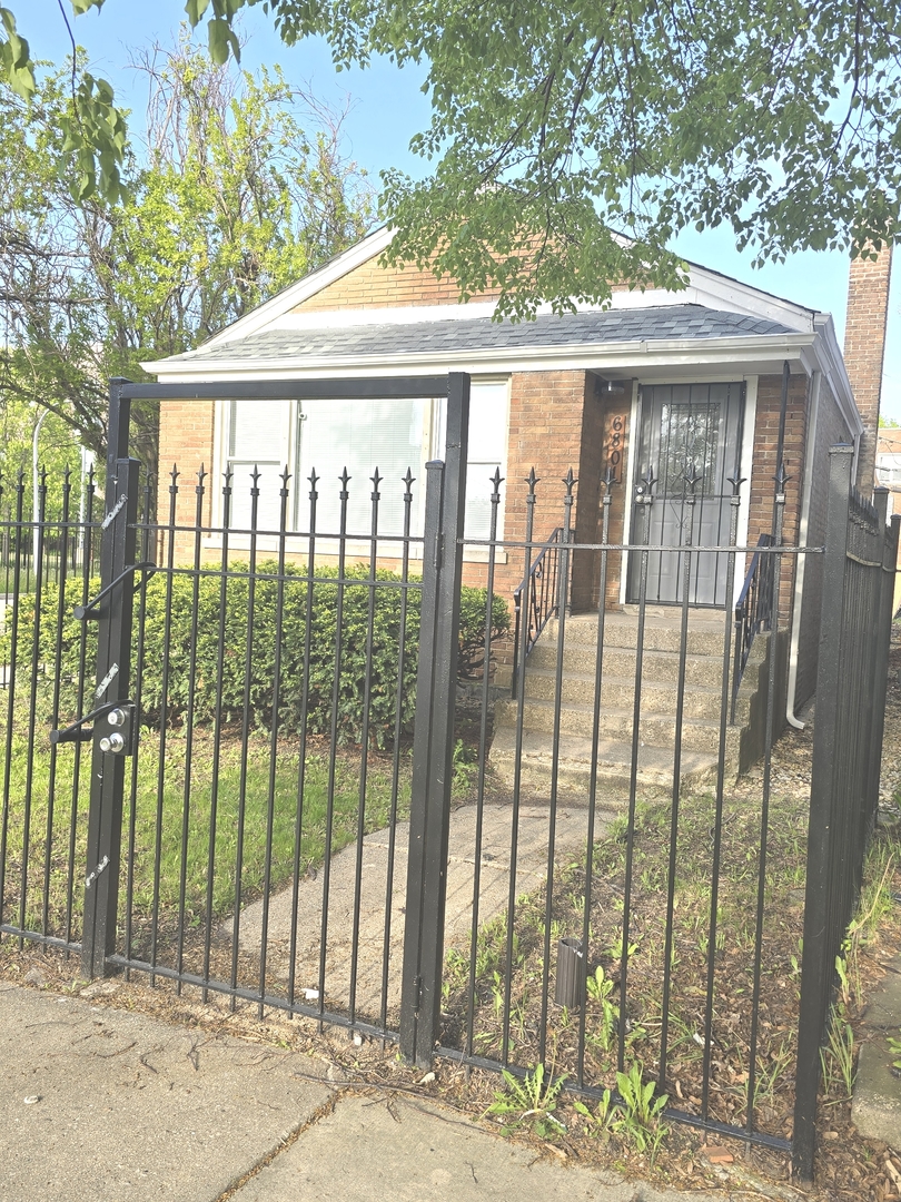 6801 South Hermitage Avenue Chicago IL 60636