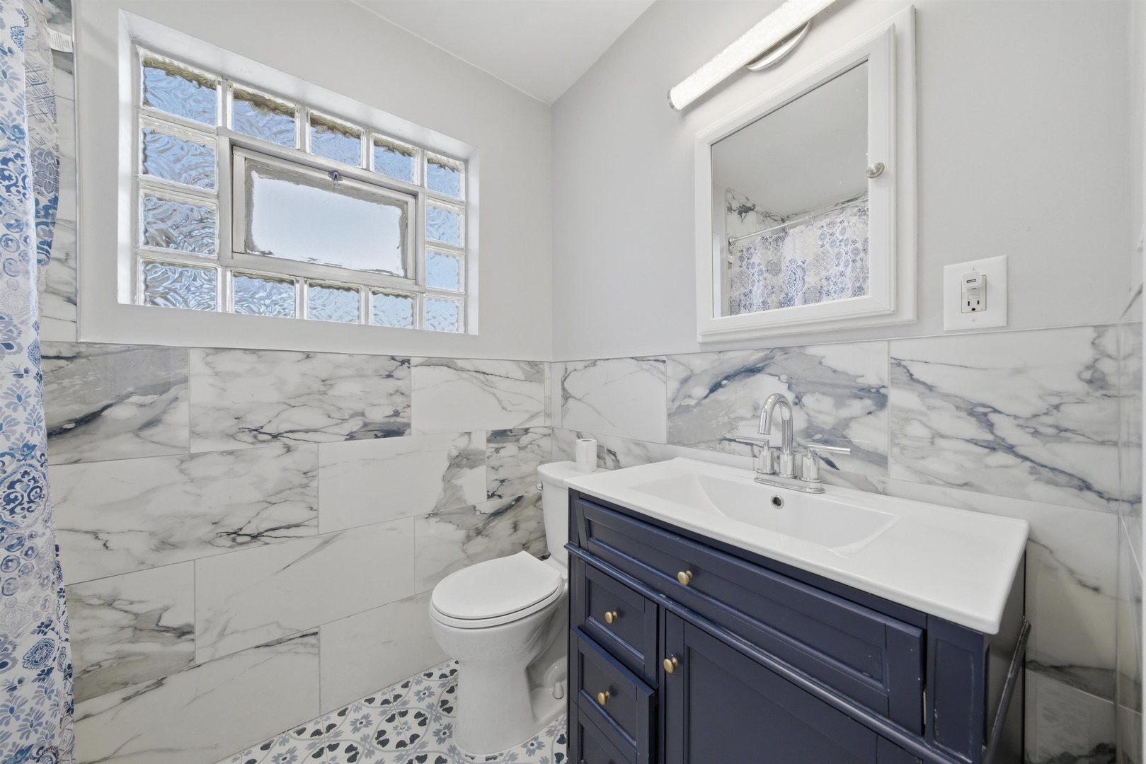 6801 South Hermitage Avenue Chicago IL 60636