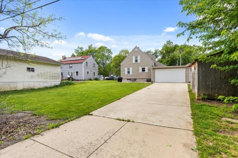 742 Chambers Street Ottawa IL 61350