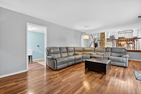 7701 Lakeview Terrace Frankfort IL 60423
