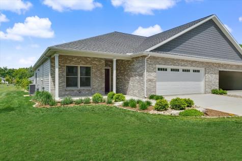 306 East Pine Street Fairbury IL 61739