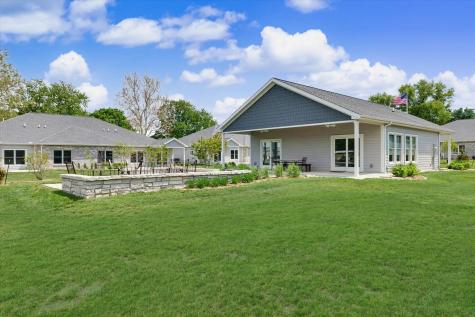 306 East Pine Street Fairbury IL 61739