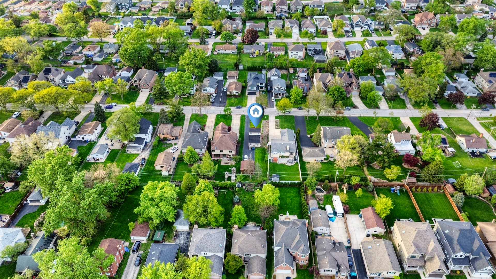 586 West Armitage Avenue Elmhurst IL 60126