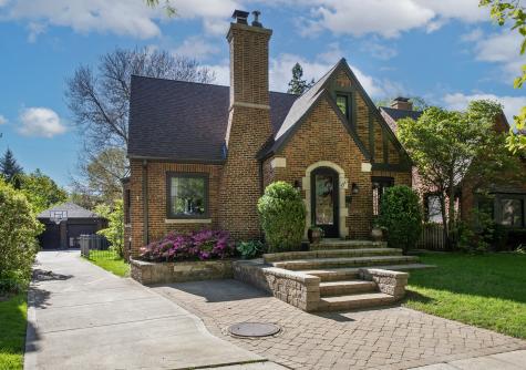 5941 North Knox Avenue Chicago IL 60646