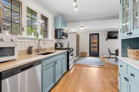 5941 North Knox Avenue Chicago IL 60646