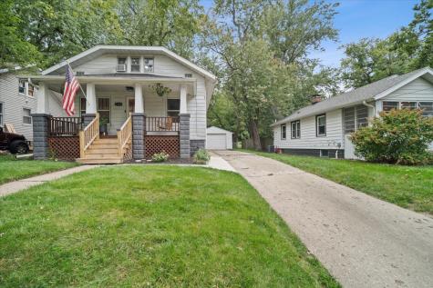 1310 North Linden Street Bloomington IL 61701