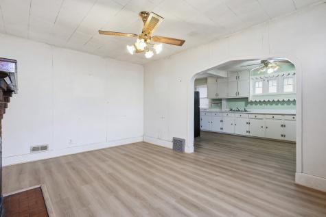 2748 12TH Avenue Moline IL 61265
