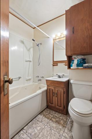 2748 12TH Avenue Moline IL 61265