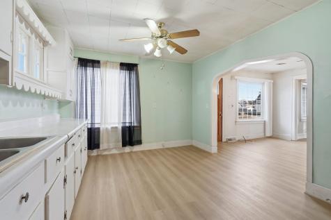 2748 12TH Avenue Moline IL 61265