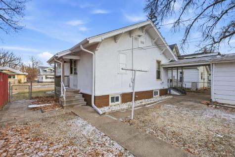 2748 12TH Avenue Moline IL 61265
