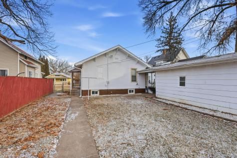 2748 12TH Avenue Moline IL 61265