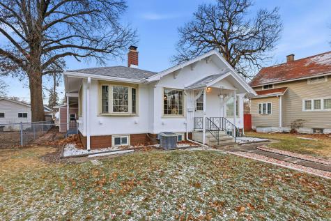 2748 12TH Avenue Moline IL 61265