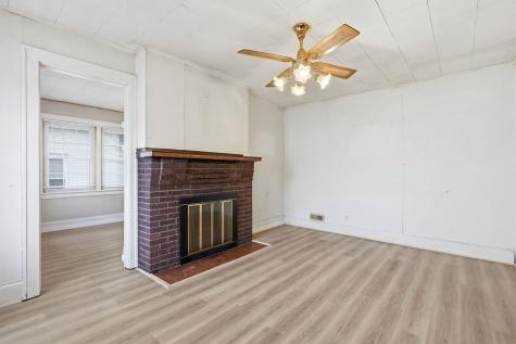 2748 12TH Avenue Moline IL 61265
