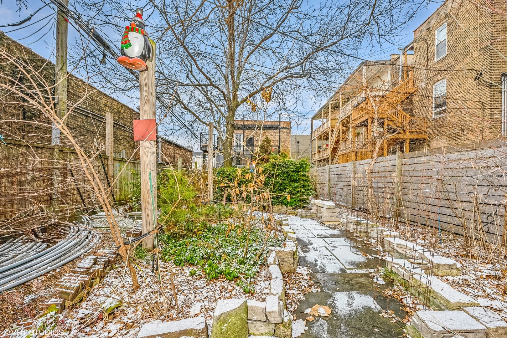 512 North Leavitt Street Chicago IL 60612