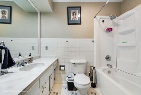 240 Park Crest Drive Freeport IL 61032