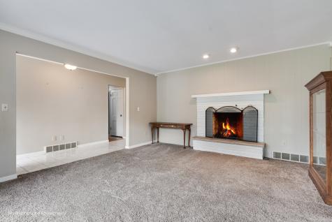 240 Park Crest Drive Freeport IL 61032