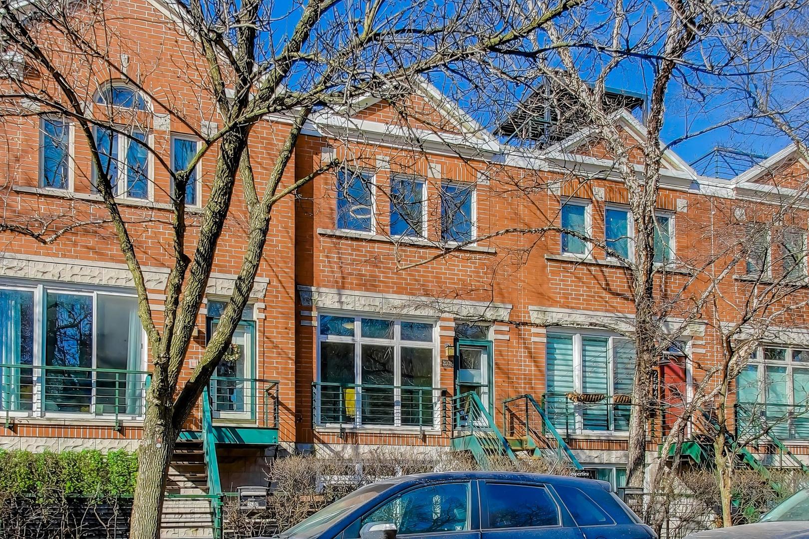 2502 North Bosworth Avenue Chicago IL 60614