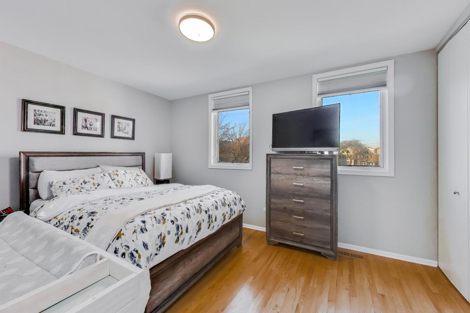 2502 North Bosworth Avenue Chicago IL 60614