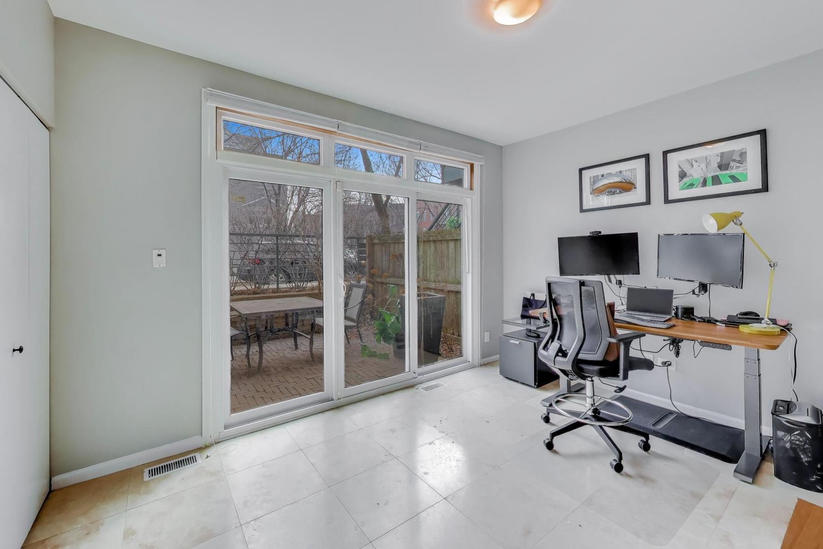 2502 North Bosworth Avenue Chicago IL 60614