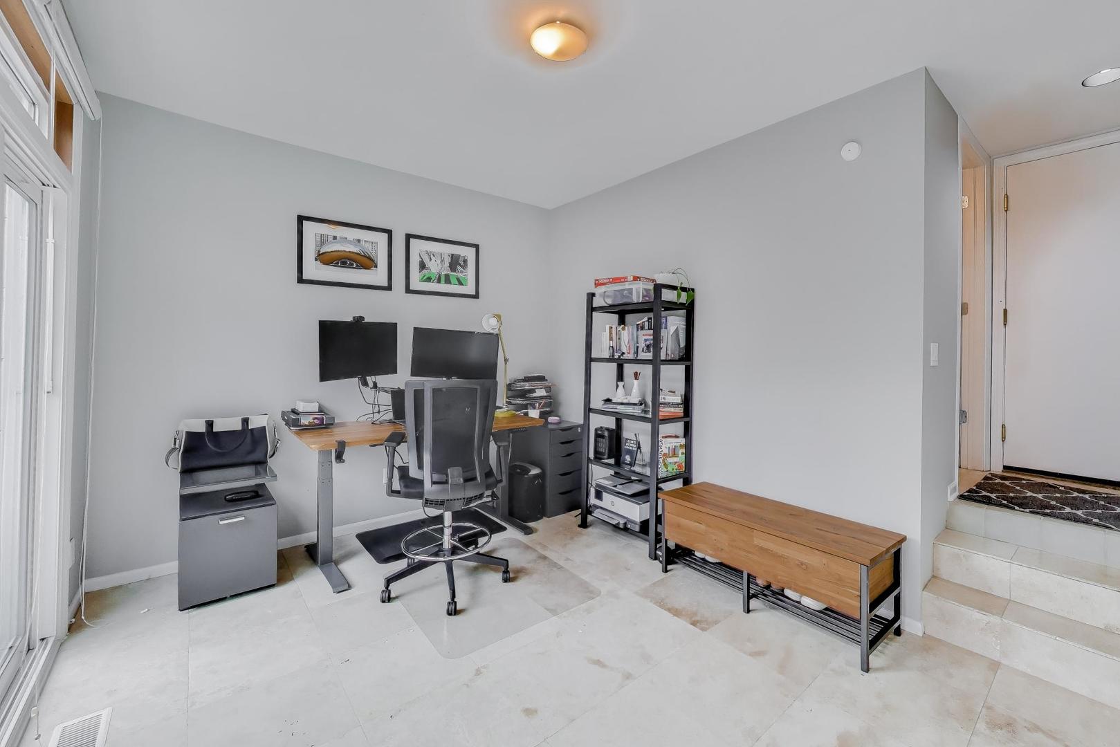 2502 North Bosworth Avenue Chicago IL 60614