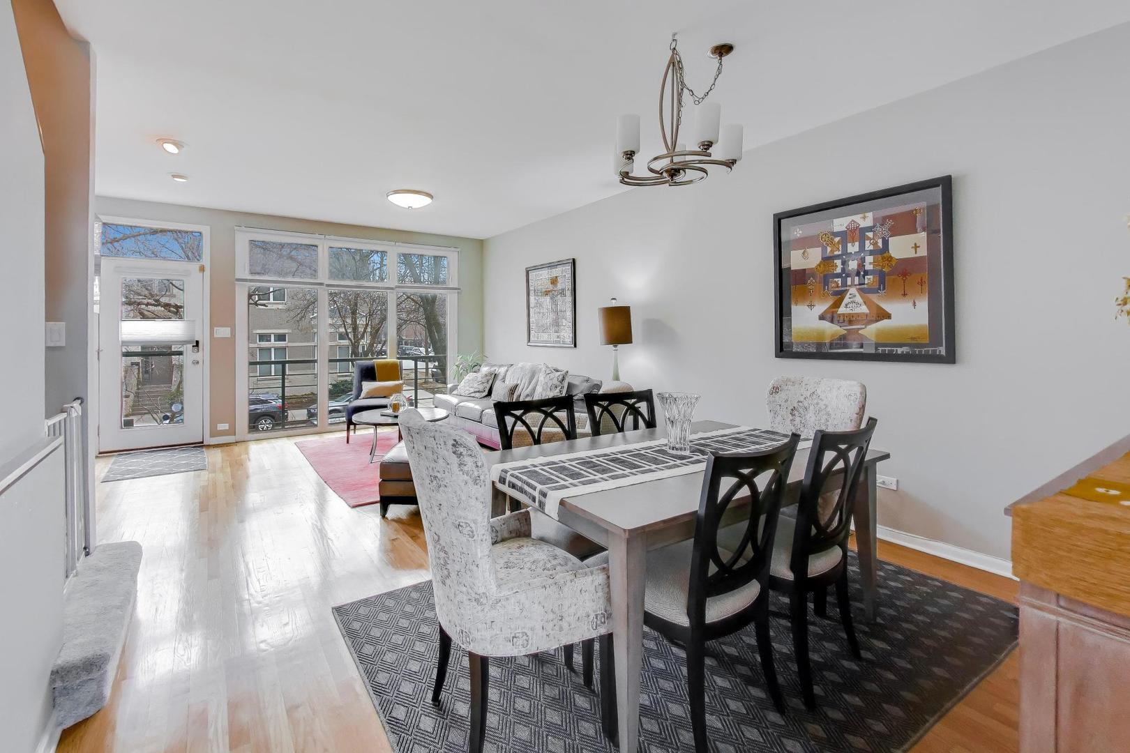 2502 North Bosworth Avenue Chicago IL 60614