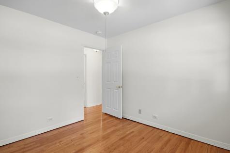 75 South 2nd Avenue Lombard IL 60148