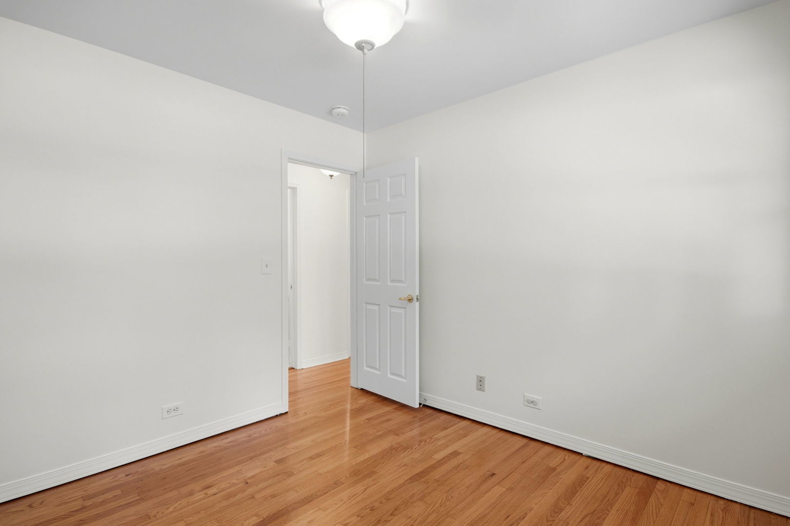 75 South 2nd Avenue Lombard IL 60148