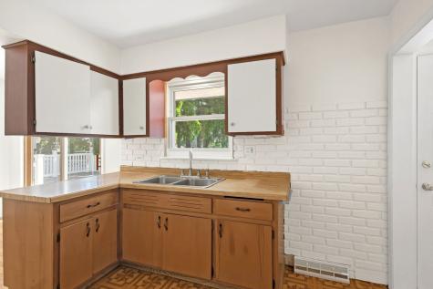 75 South 2nd Avenue Lombard IL 60148
