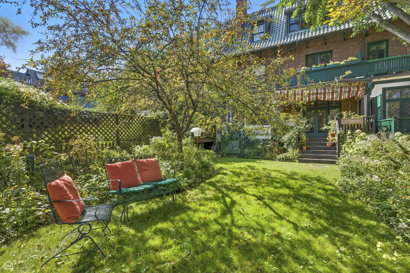 5611 South Kenwood Avenue Chicago IL 60637