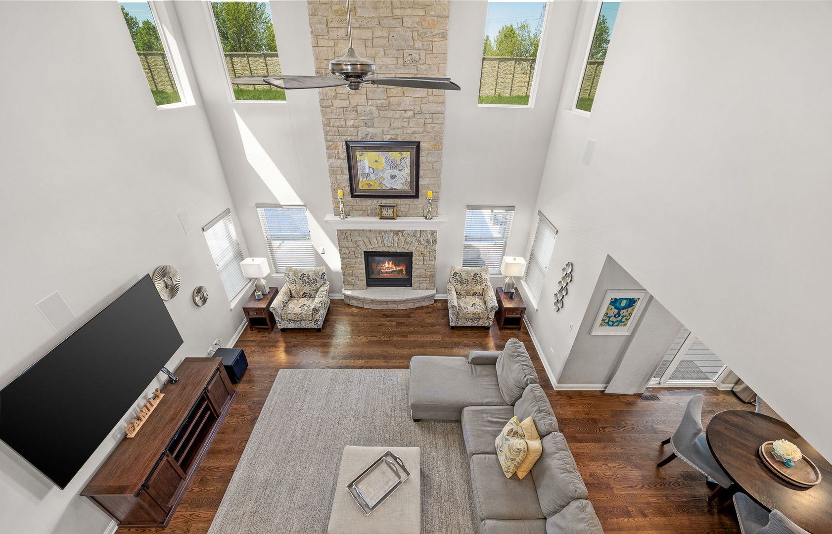 4211 Chinaberry Lane Naperville IL 60564