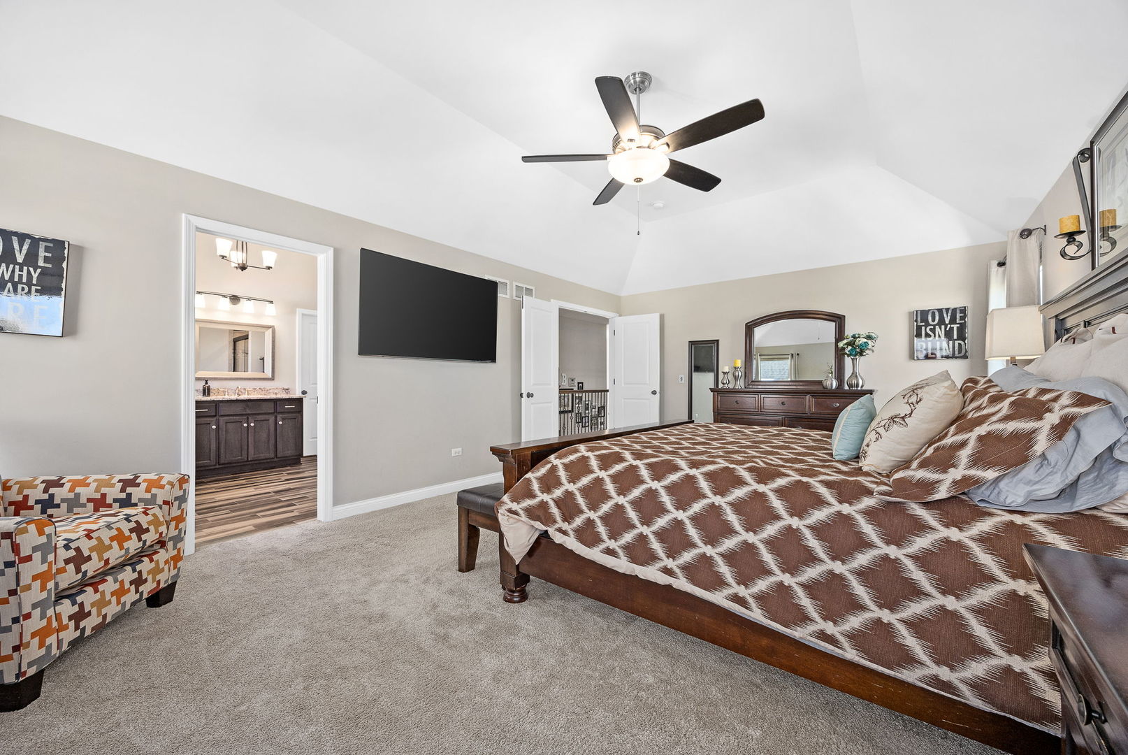 4211 Chinaberry Lane Naperville IL 60564
