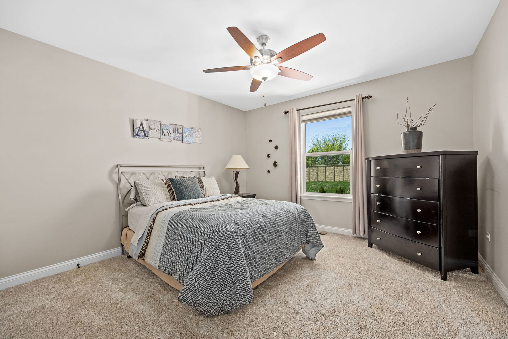 4211 Chinaberry Lane Naperville IL 60564