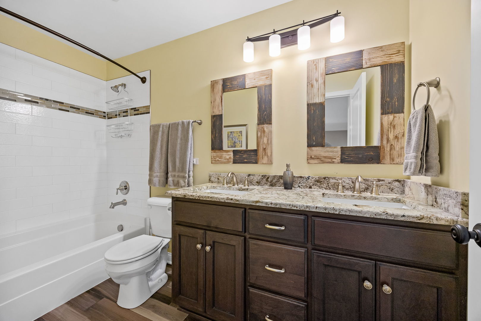4211 Chinaberry Lane Naperville IL 60564
