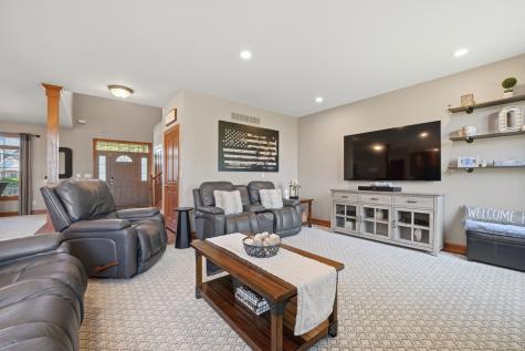 468 Rutland Road Dekalb IL 60115