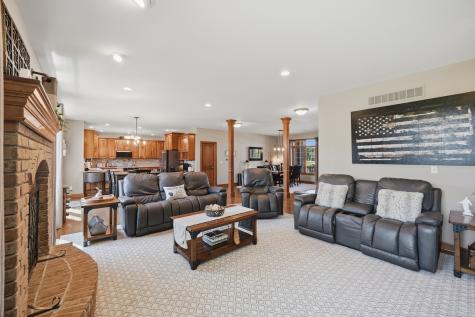 468 Rutland Road Dekalb IL 60115