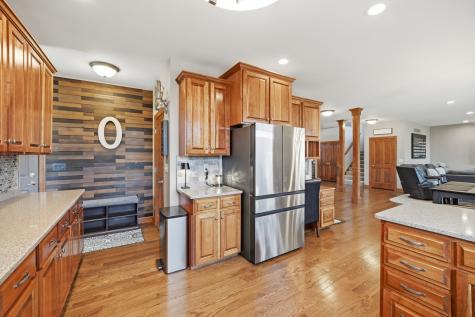 468 Rutland Road Dekalb IL 60115