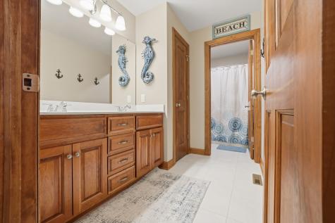 468 Rutland Road Dekalb IL 60115