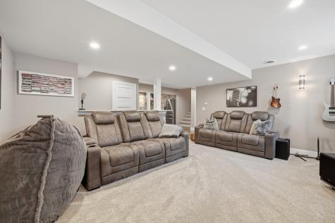 468 Rutland Road Dekalb IL 60115