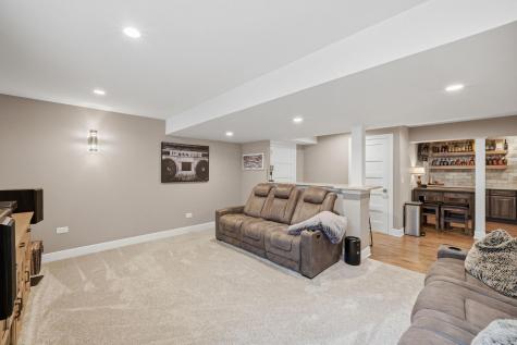 468 Rutland Road Dekalb IL 60115