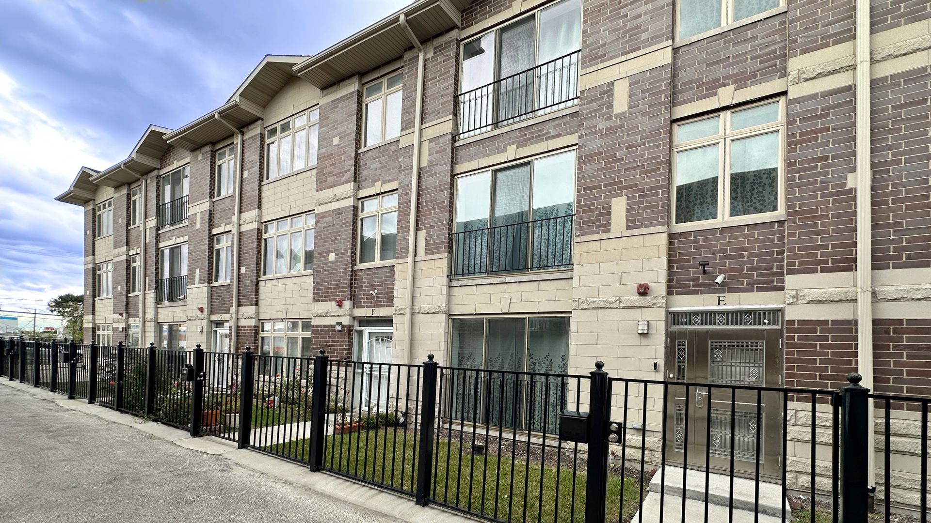 1538 West 34th Street Chicago IL 60608