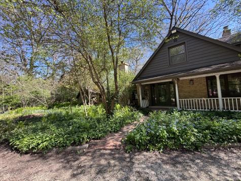 29W101 Morris Court Warrenville IL 60555