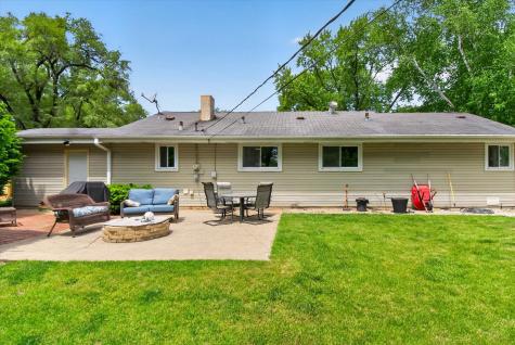 249 Hickory Lane Antioch IL 60002