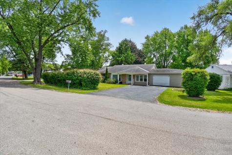 249 Hickory Lane Antioch IL 60002