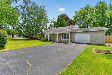 249 Hickory Lane Antioch IL 60002