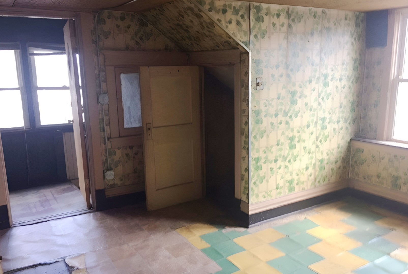 7817 South Rhodes Avenue Chicago IL 60619