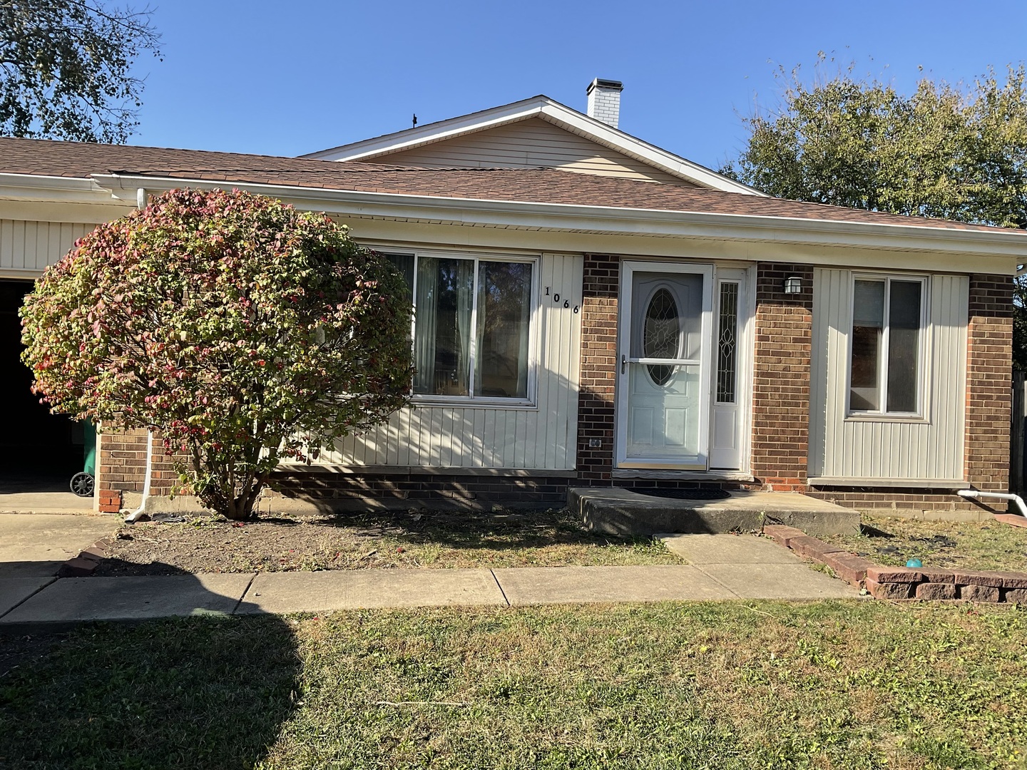 1066 Foxworth Boulevard Lombard IL 60148