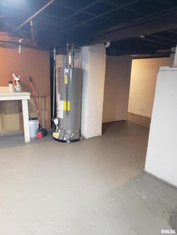 212 44TH Street Moline IL 61265