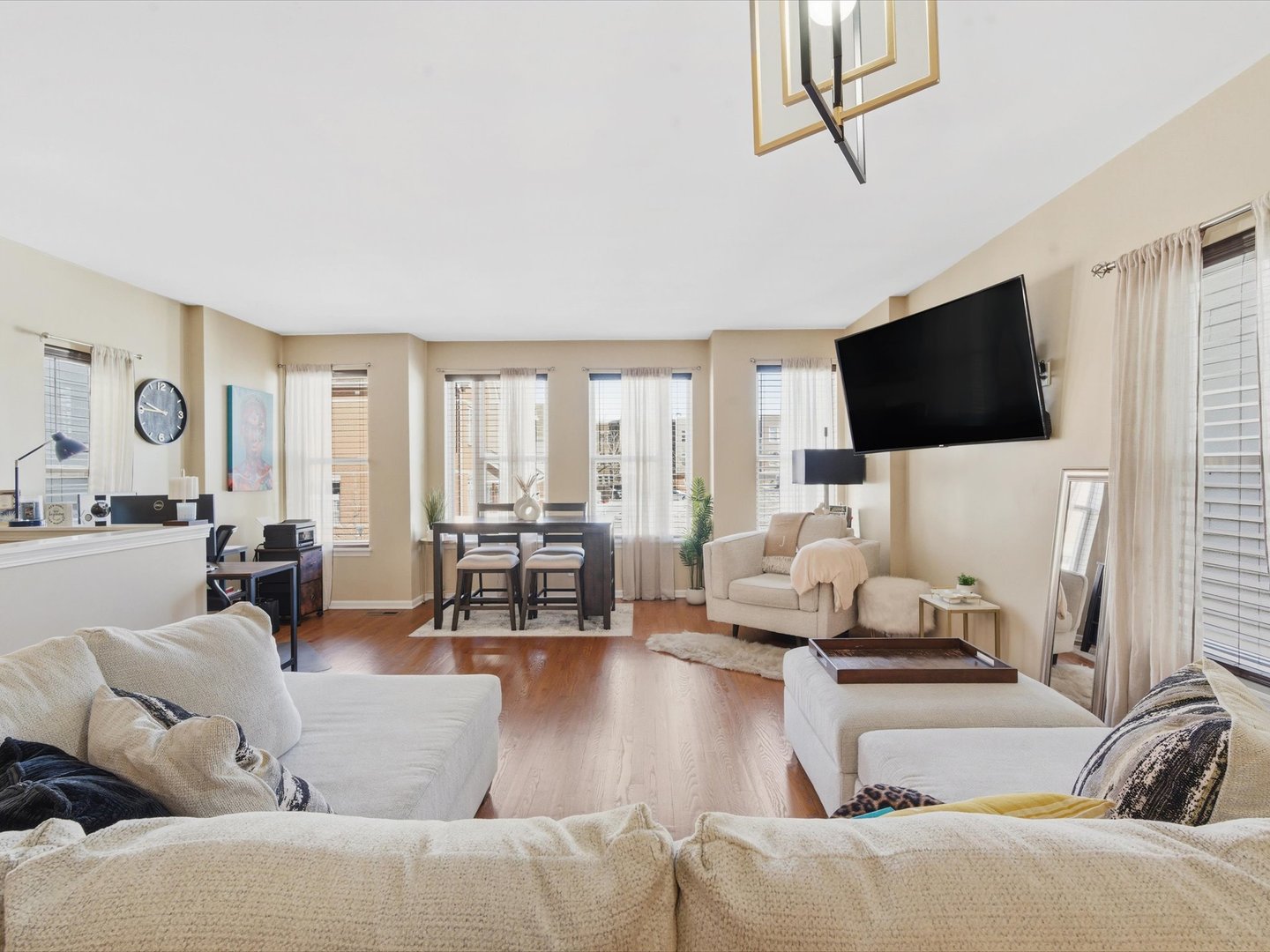 5355 West Galewood Avenue Chicago IL 60639